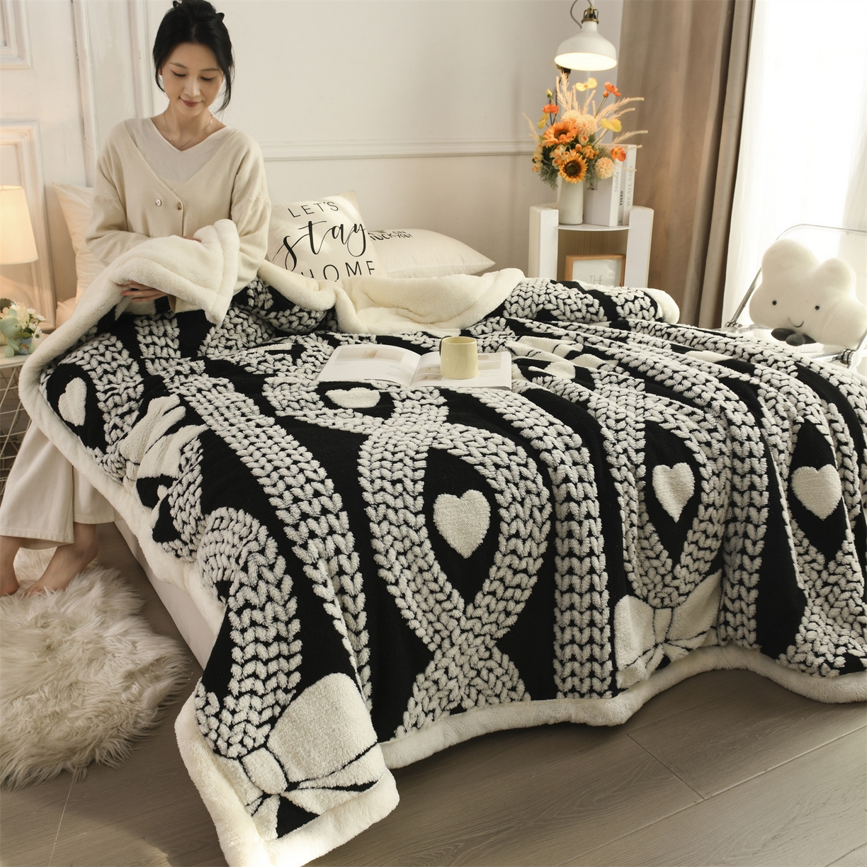 91家纺网 家纺一手货源 找家纺 恋绒家纺 2025新款阳离子三层舒棉绒毛毯毯子 爱心结
