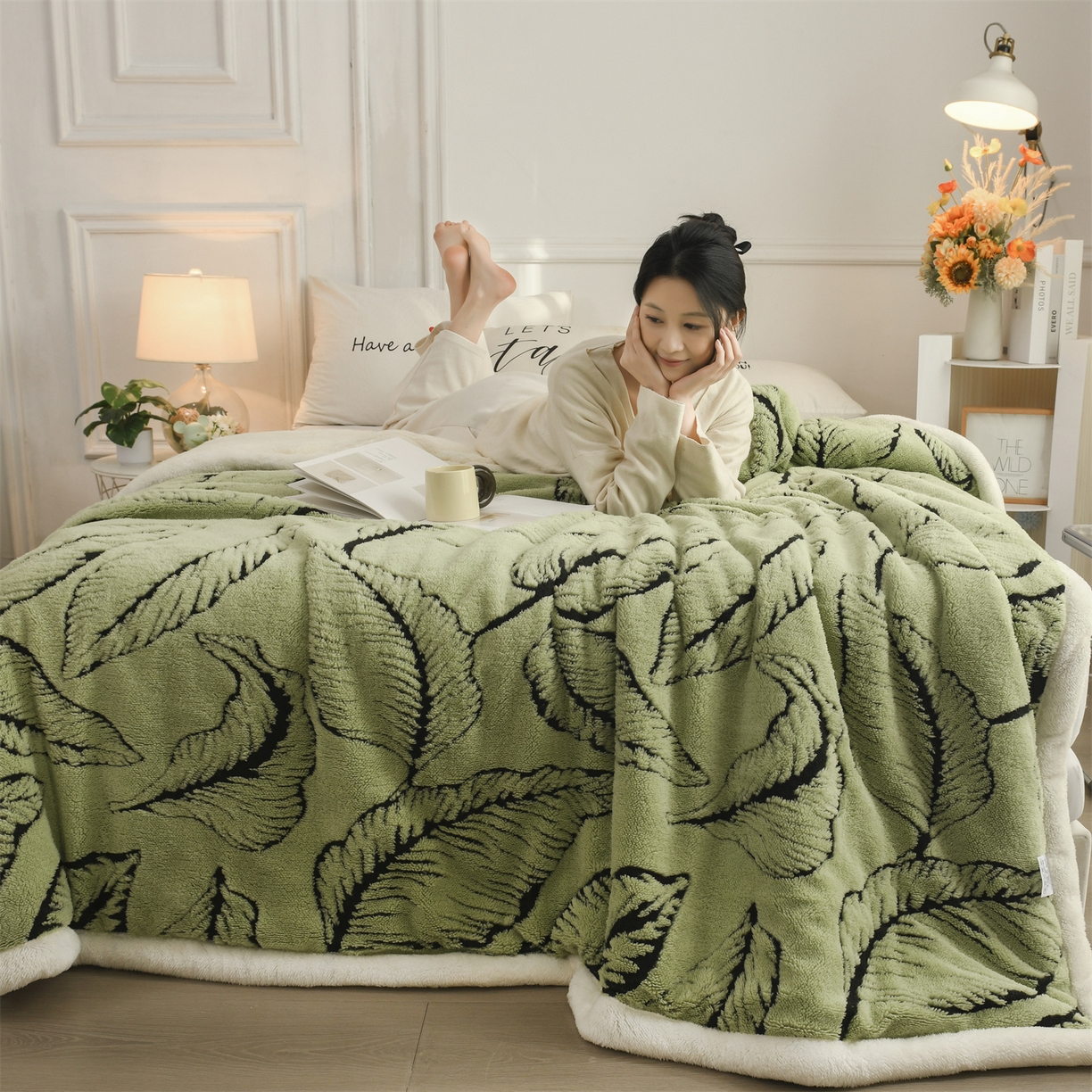 91家纺网 家纺一手货源 找家纺 恋绒家纺 2025新款阳离子三层舒棉绒毛毯毯子 蕉叶绿