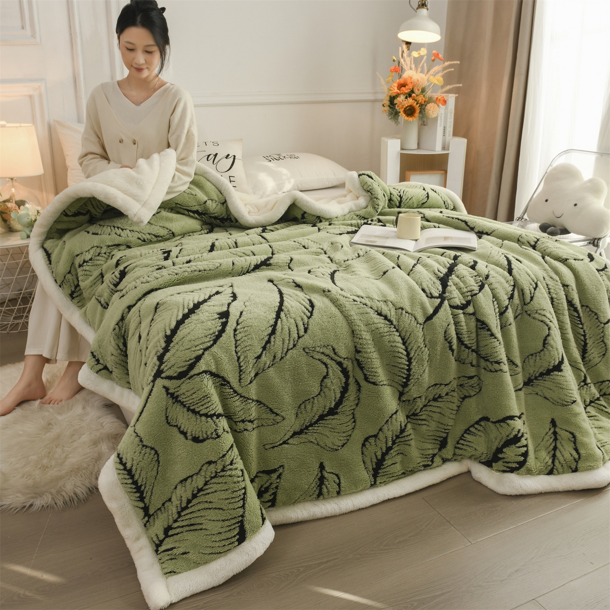 91家纺网 家纺一手货源 找家纺 恋绒家纺 2025新款阳离子三层舒棉绒毛毯毯子 蕉叶绿