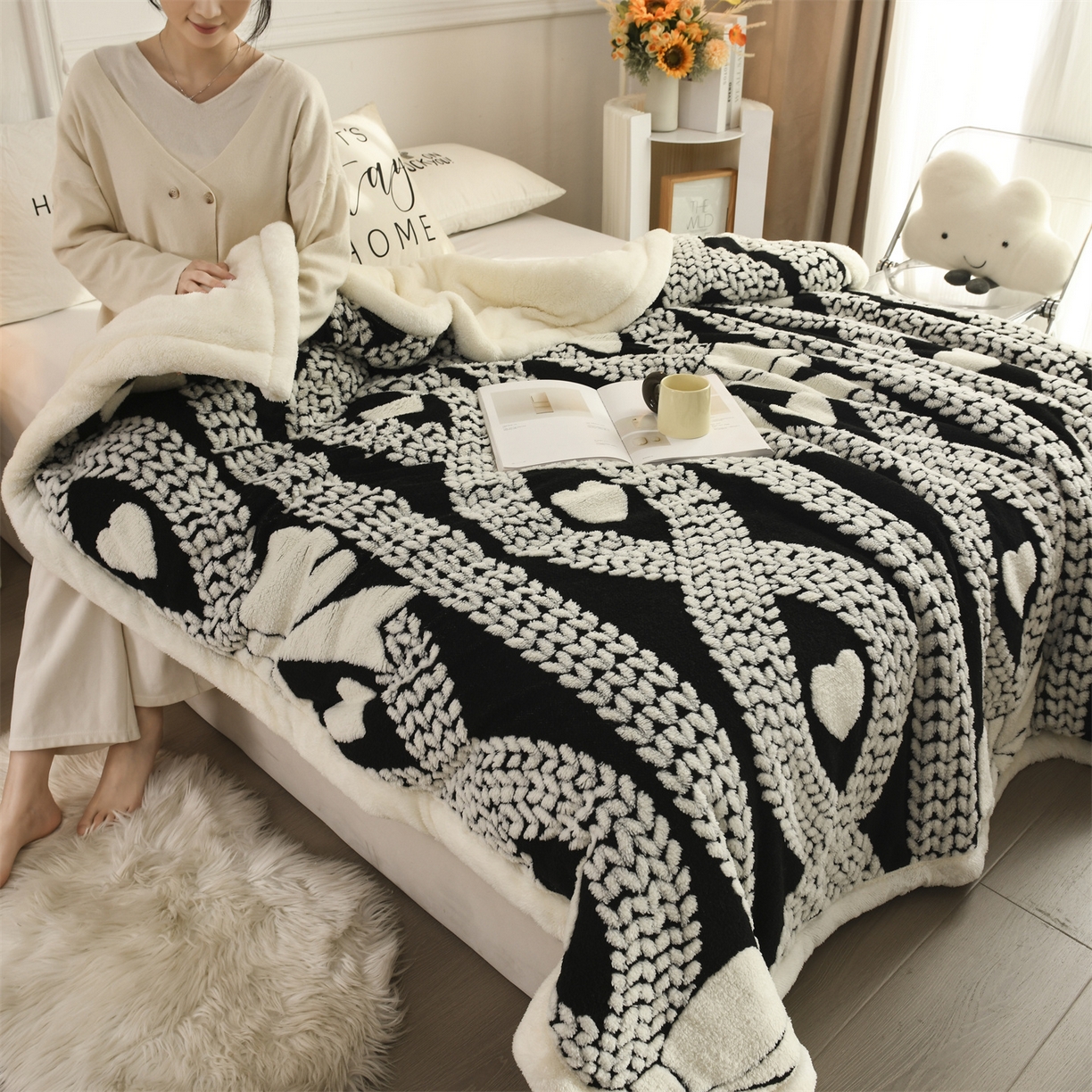 91家纺网 家纺一手货源 找家纺 恋绒家纺 2025新款阳离子三层舒棉绒毛毯毯子 爱心结