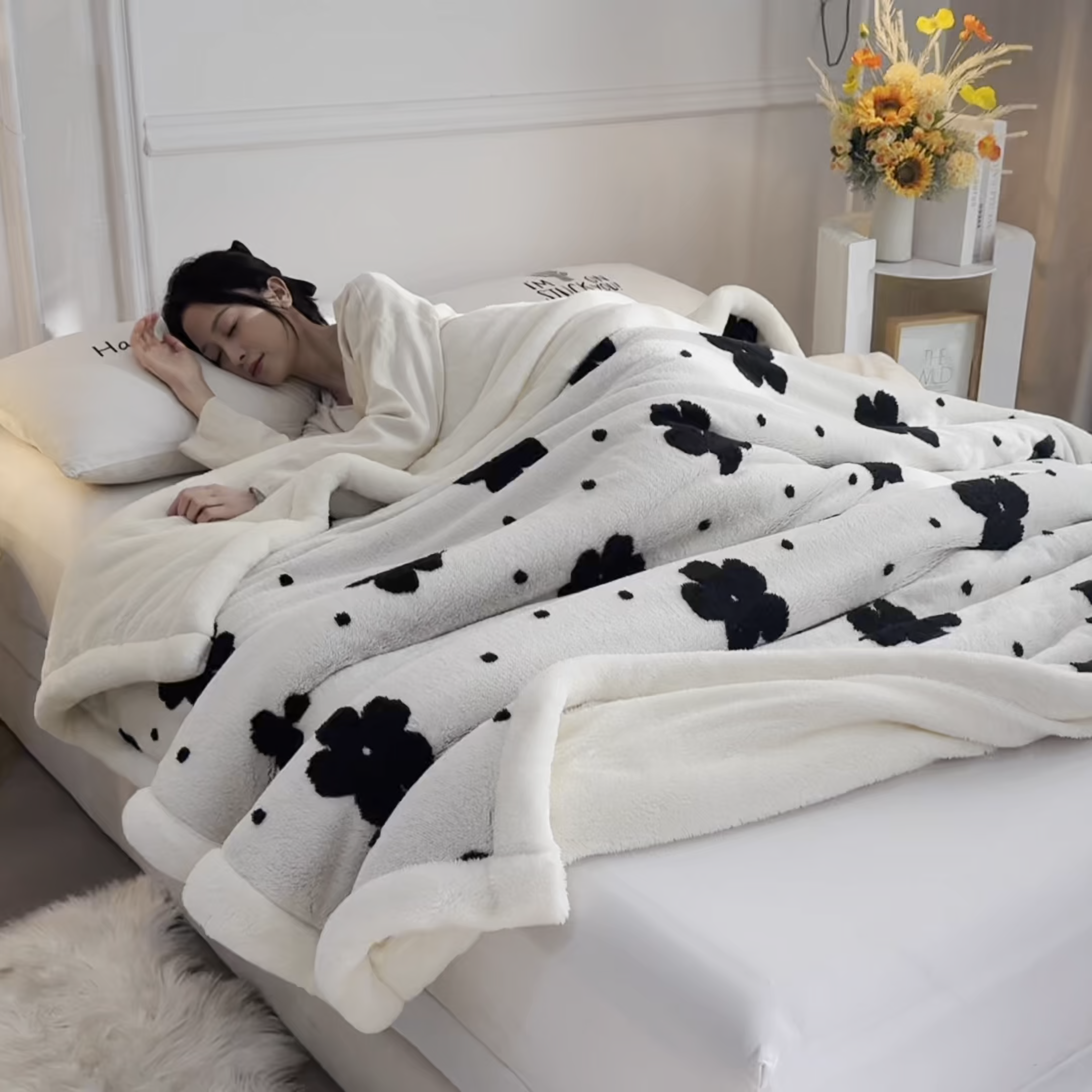 91家纺网 家纺一手货源 找家纺 恋绒家纺 2025新款阳离子三层舒棉绒毛毯毯子 幕朵