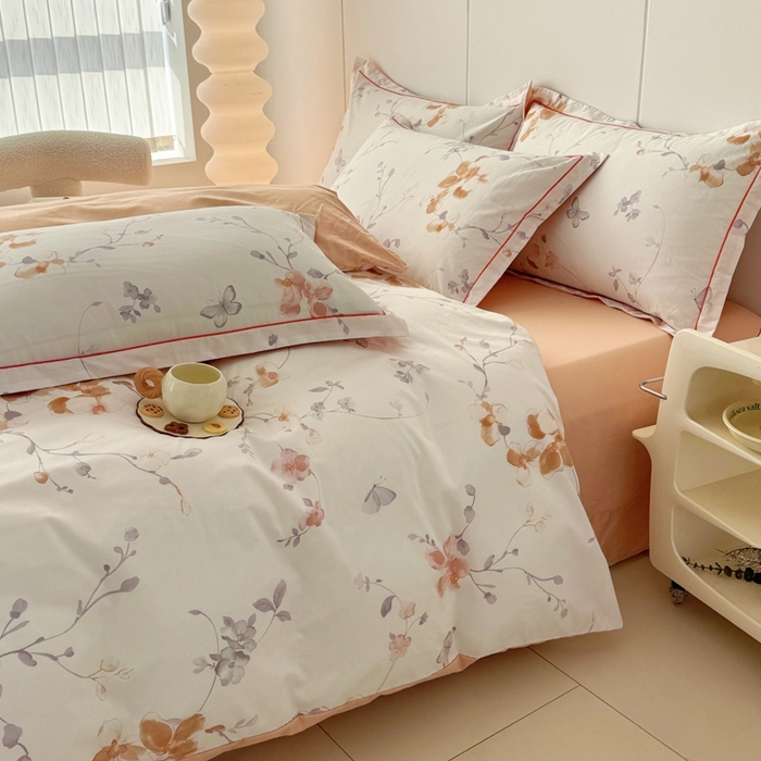 91家纺网 家纺一手货源 找家纺 艾迪尚家纺 2026新款133X76宽幅全棉纯棉印花四件套（有单品 可定制） 花弄影-米