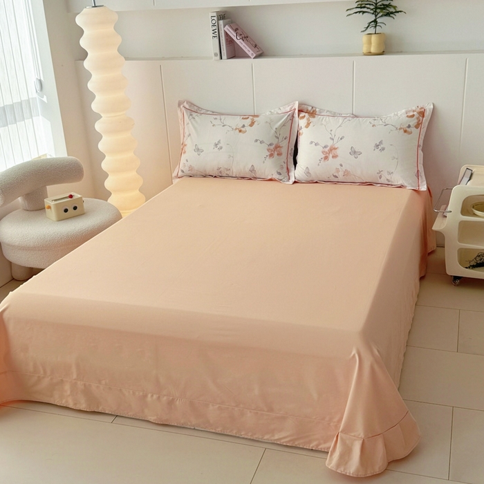 91家纺网 家纺一手货源 找家纺 艾迪尚家纺 2026新款133X76宽幅全棉纯棉印花四件套（有单品 可定制） 花弄影-米