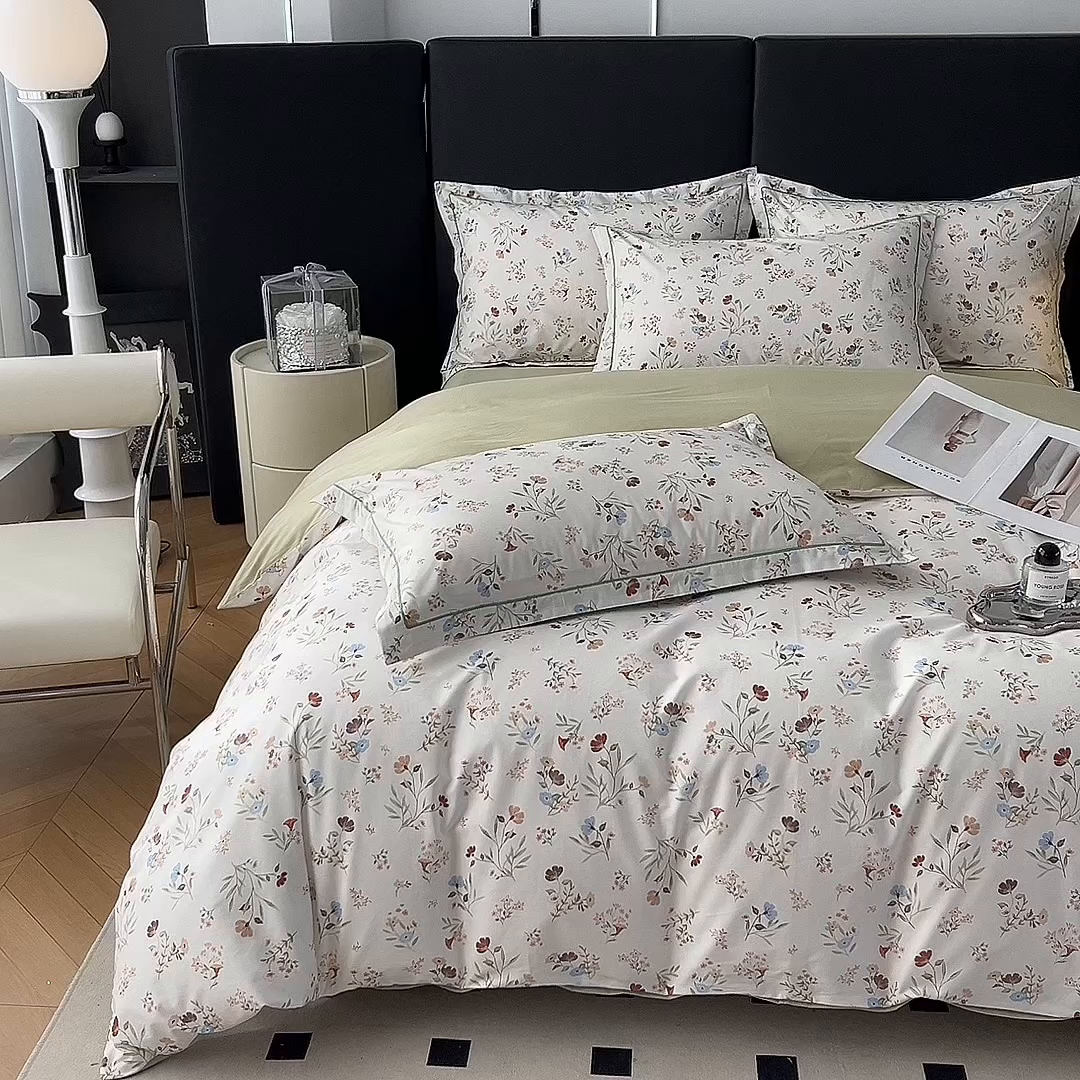 91家纺网 家纺一手货源 找家纺 艾迪尚家纺 2026新款133X76宽幅全棉纯棉印花四件套（有单品 可定制） 萌动-绿