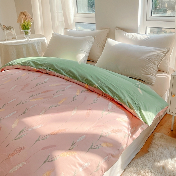 91家纺网 家纺一手货源 找家纺 艾迪尚家纺 2026新款133X76宽幅全棉纯棉印花四件套（有单品 可定制） 秋言—粉