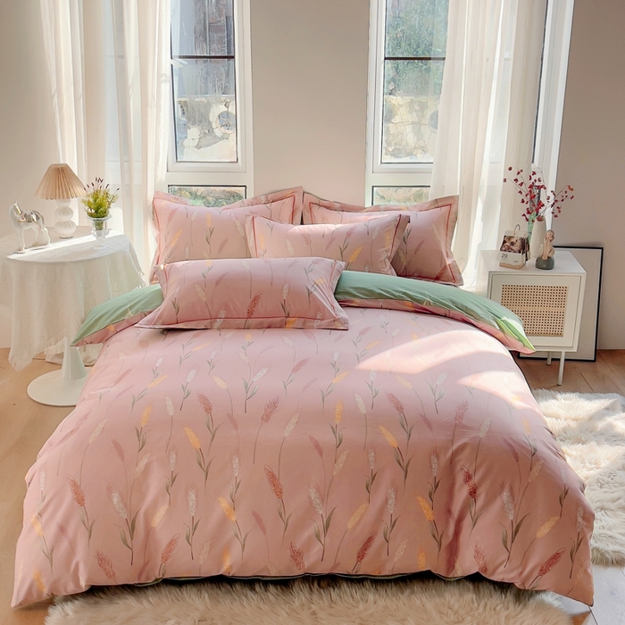 91家纺网 家纺一手货源 找家纺 艾迪尚家纺 2026新款133X76宽幅全棉纯棉印花四件套（有单品 可定制） 秋言—粉