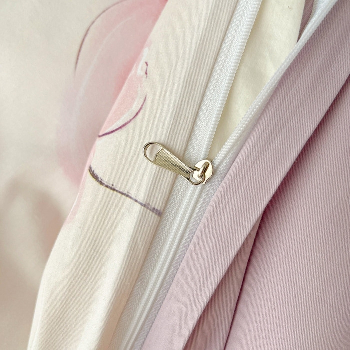 91家纺网 家纺一手货源 找家纺 艾迪尚家纺 2026新款133X76宽幅全棉纯棉印花四件套（有单品 可定制） 盛夏-紫