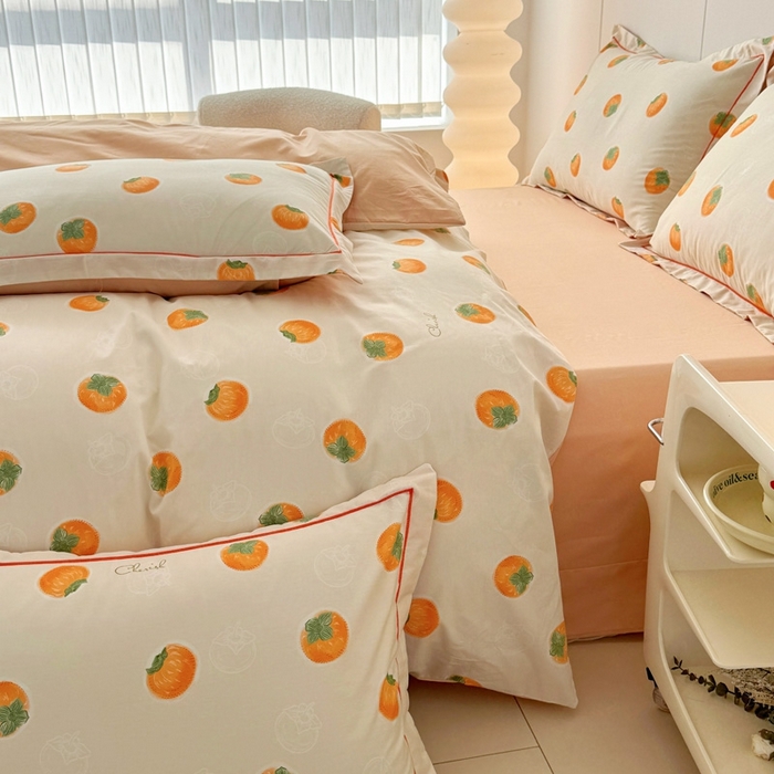 91家纺网 家纺一手货源 找家纺 艾迪尚家纺 2026新款133X76宽幅全棉纯棉印花四件套（有单品 可定制） 柿如意-桔