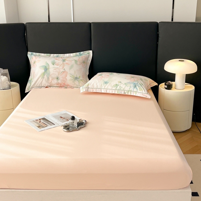 91家纺网 家纺一手货源 找家纺 艾迪尚家纺 2026新款133X76宽幅全棉纯棉印花四件套（有单品 可定制） 晓城时光-绿