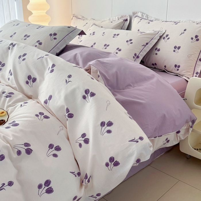 91家纺网 家纺一手货源 找家纺 艾迪尚家纺 2026新款133X76宽幅全棉纯棉印花四件套（有单品 可定制） 郁见你-紫