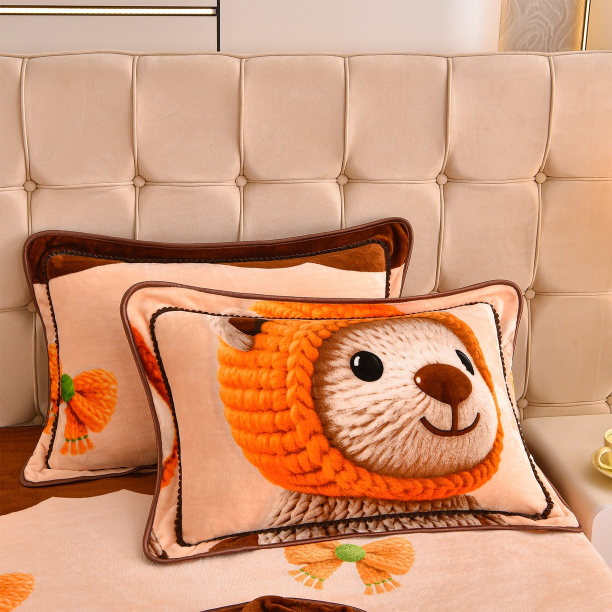 91家纺网 家纺一手货源 找家纺 博兰蒂 2025新款床裙款高克重牛奶绒印花四件套 可爱熊