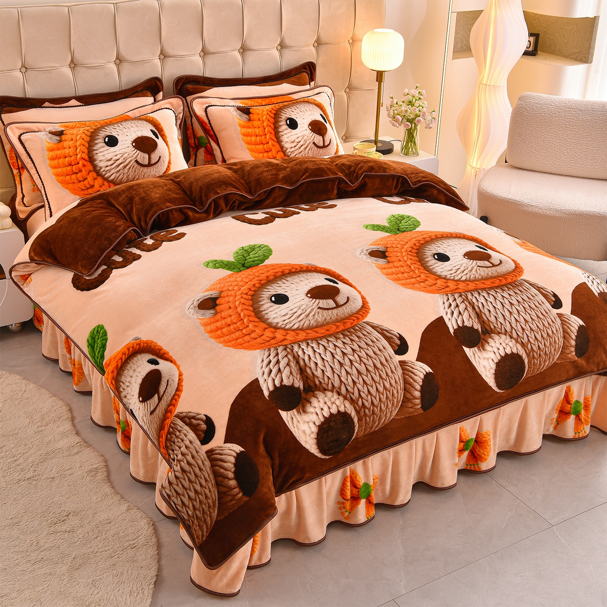 91家纺网 家纺一手货源 找家纺 博兰蒂 2025新款床裙款高克重牛奶绒印花四件套 可爱熊