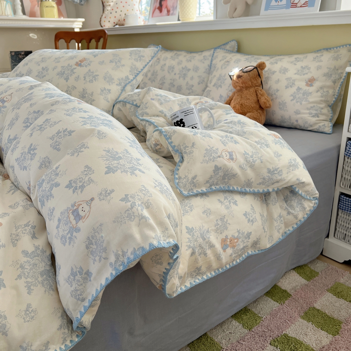 91家纺网 家纺一手货源 找家纺 曼之夏 2026新款全棉纯棉有氧双层纱贝壳边四件套 贝壳边森林兔