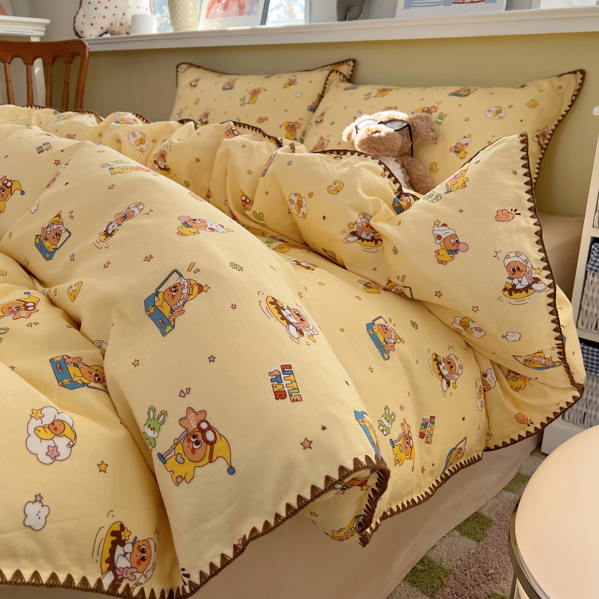 91家纺网 家纺一手货源 找家纺 曼之夏 2026新款全棉纯棉有氧双层纱贝壳边四件套 贝壳边星星人