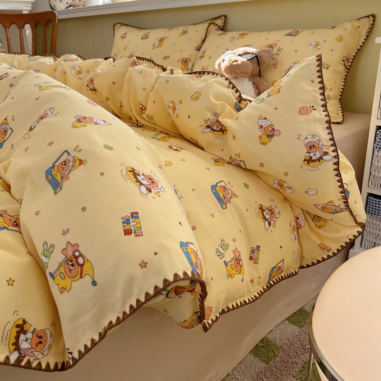 91家纺网 家纺一手货源 找家纺 曼之夏 2026新款全棉纯棉有氧双层纱贝壳边四件套 贝壳边星星人