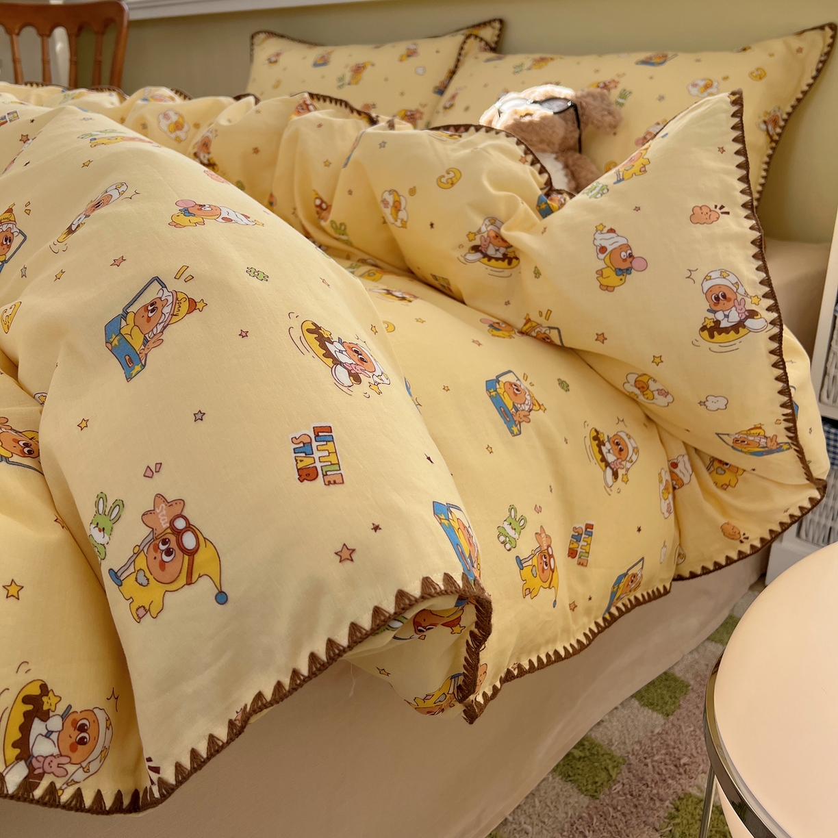 91家纺网 家纺一手货源 找家纺 曼之夏 2026新款全棉纯棉有氧双层纱贝壳边四件套 贝壳边星星人