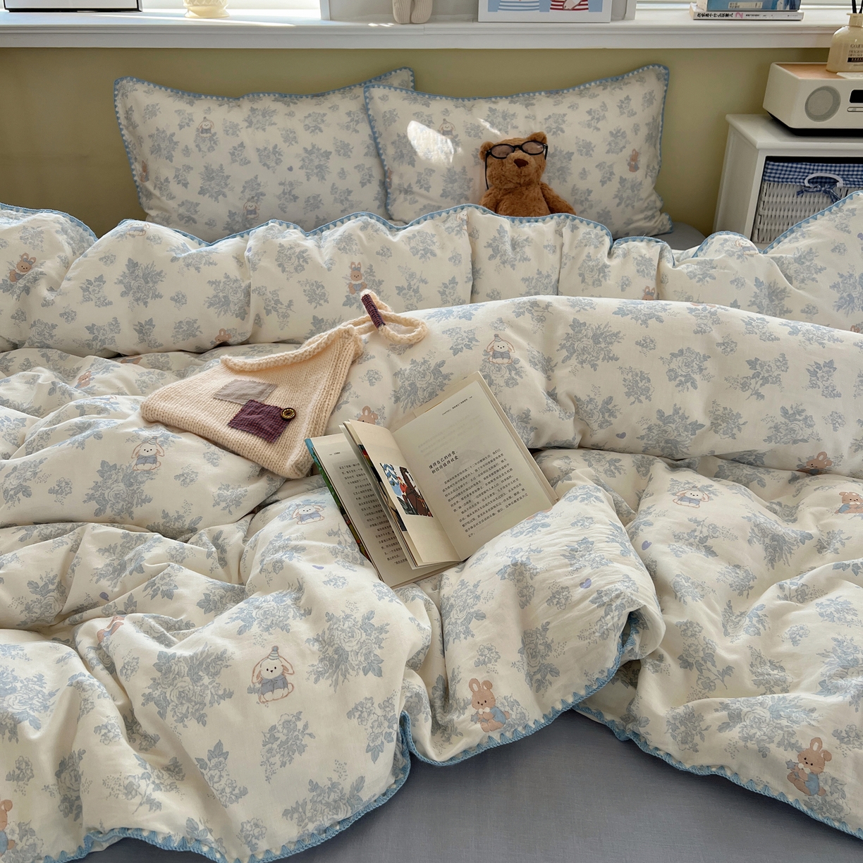 91家纺网 家纺一手货源 找家纺 曼之夏 2026新款全棉纯棉有氧双层纱贝壳边四件套 贝壳边森林兔