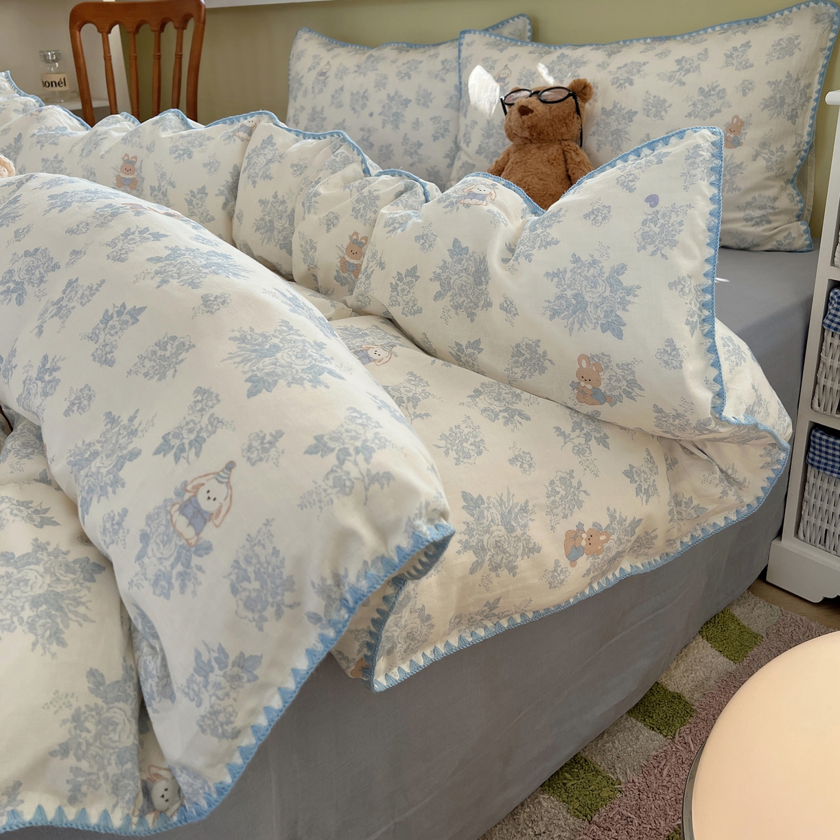 91家纺网 家纺一手货源 找家纺 曼之夏 2026新款全棉纯棉有氧双层纱贝壳边四件套 贝壳边森林兔