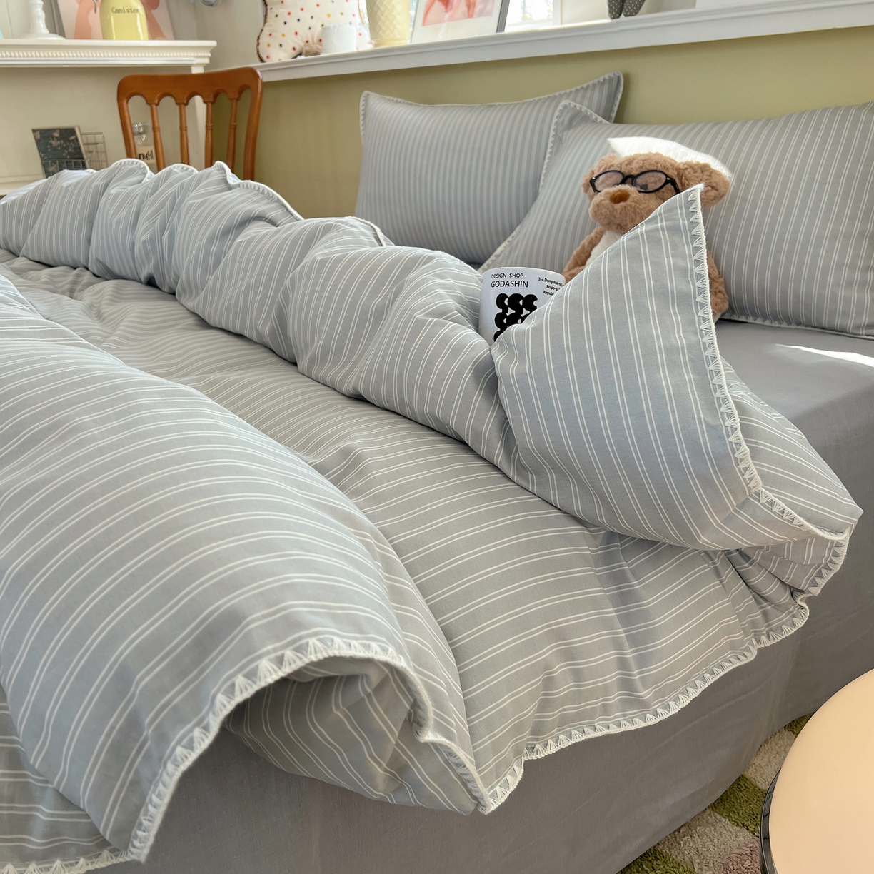 91家纺网 家纺一手货源 找家纺 曼之夏 2026新款全棉纯棉有氧双层纱贝壳边四件套 贝壳边休闲条纹