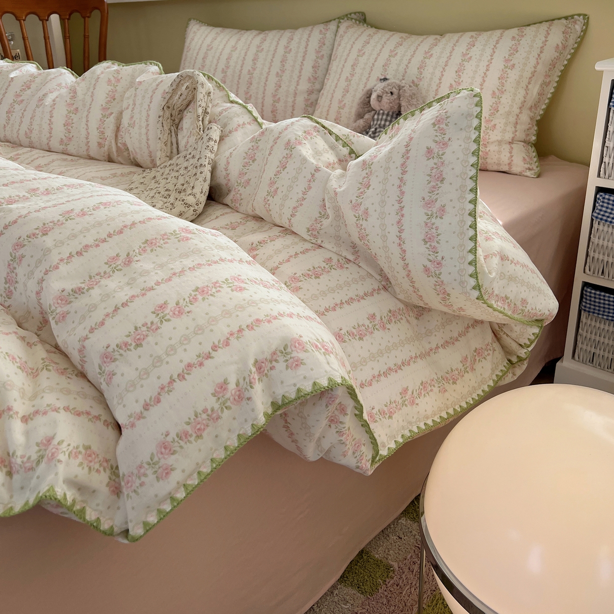 91家纺网 家纺一手货源 找家纺 曼之夏 2026新款全棉纯棉有氧双层纱贝壳边四件套 贝壳边亭亭玉立