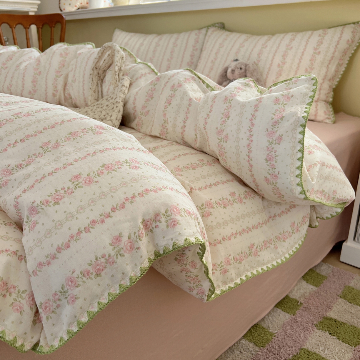 91家纺网 家纺一手货源 找家纺 曼之夏 2026新款全棉纯棉有氧双层纱贝壳边四件套 贝壳边亭亭玉立