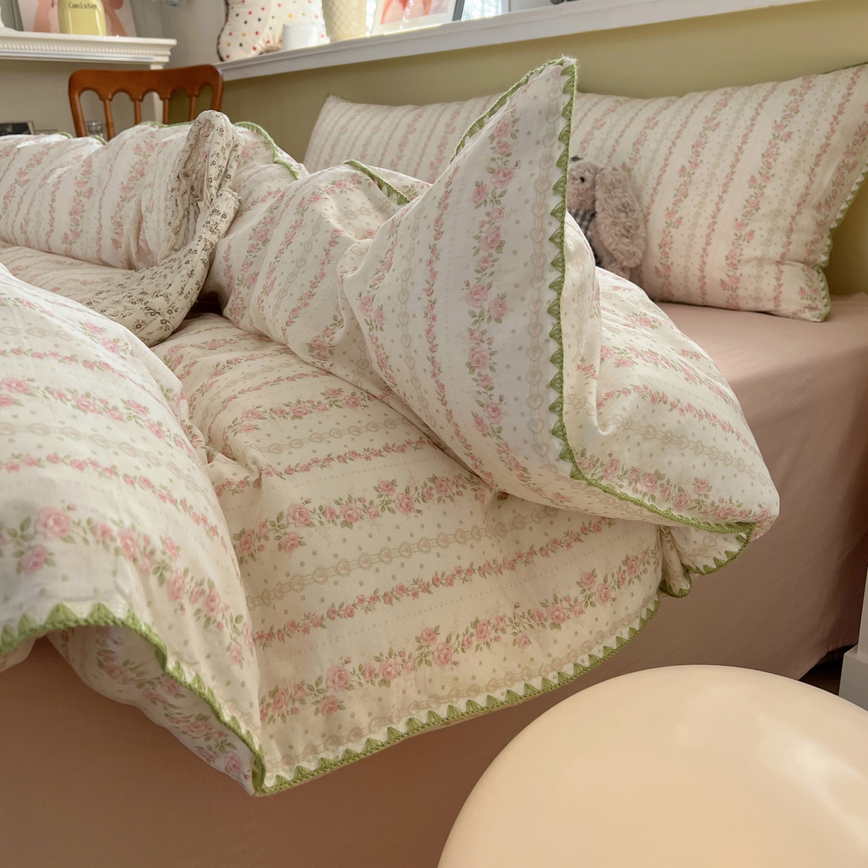 91家纺网 家纺一手货源 找家纺 曼之夏 2026新款全棉纯棉有氧双层纱贝壳边四件套 贝壳边亭亭玉立