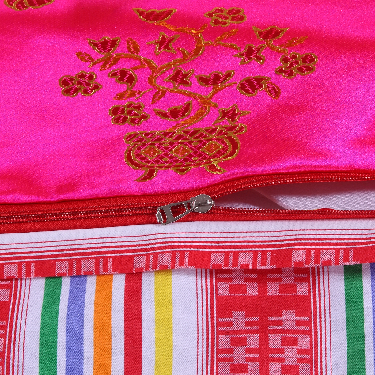 91家纺网 家纺一手货源 找家纺 浩情国际婚庆供货中心 2026新品婚庆结婚绸缎面全棉老粗布经典款被套被单龙凤呈祥百子图大红绿长期供货 龙凤呈祥-绸缎被套 -深粉