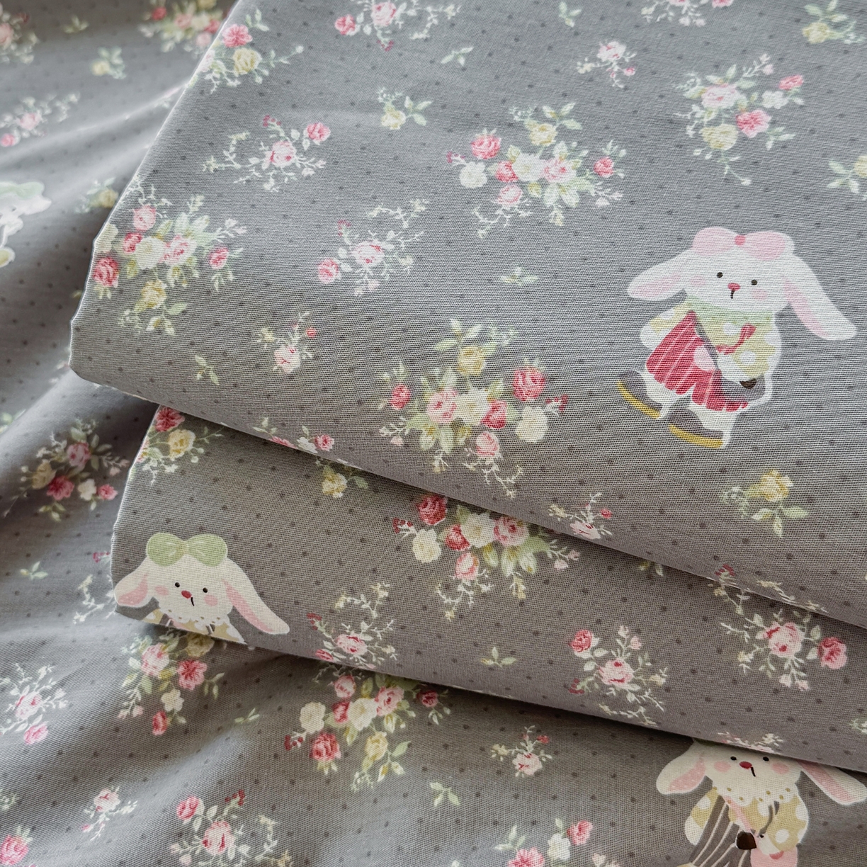 91家纺网 家纺一手货源 找家纺 尚帛 2026新款全棉时尚印花单床单 花间采趣-咖