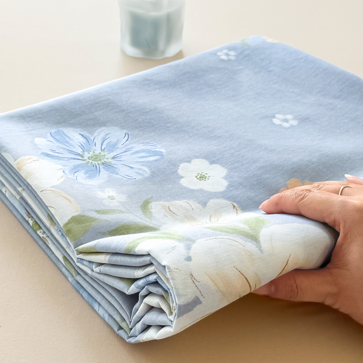 91家纺网 家纺一手货源 找家纺 尚帛 2026新款全棉时尚印花单床单 浅影