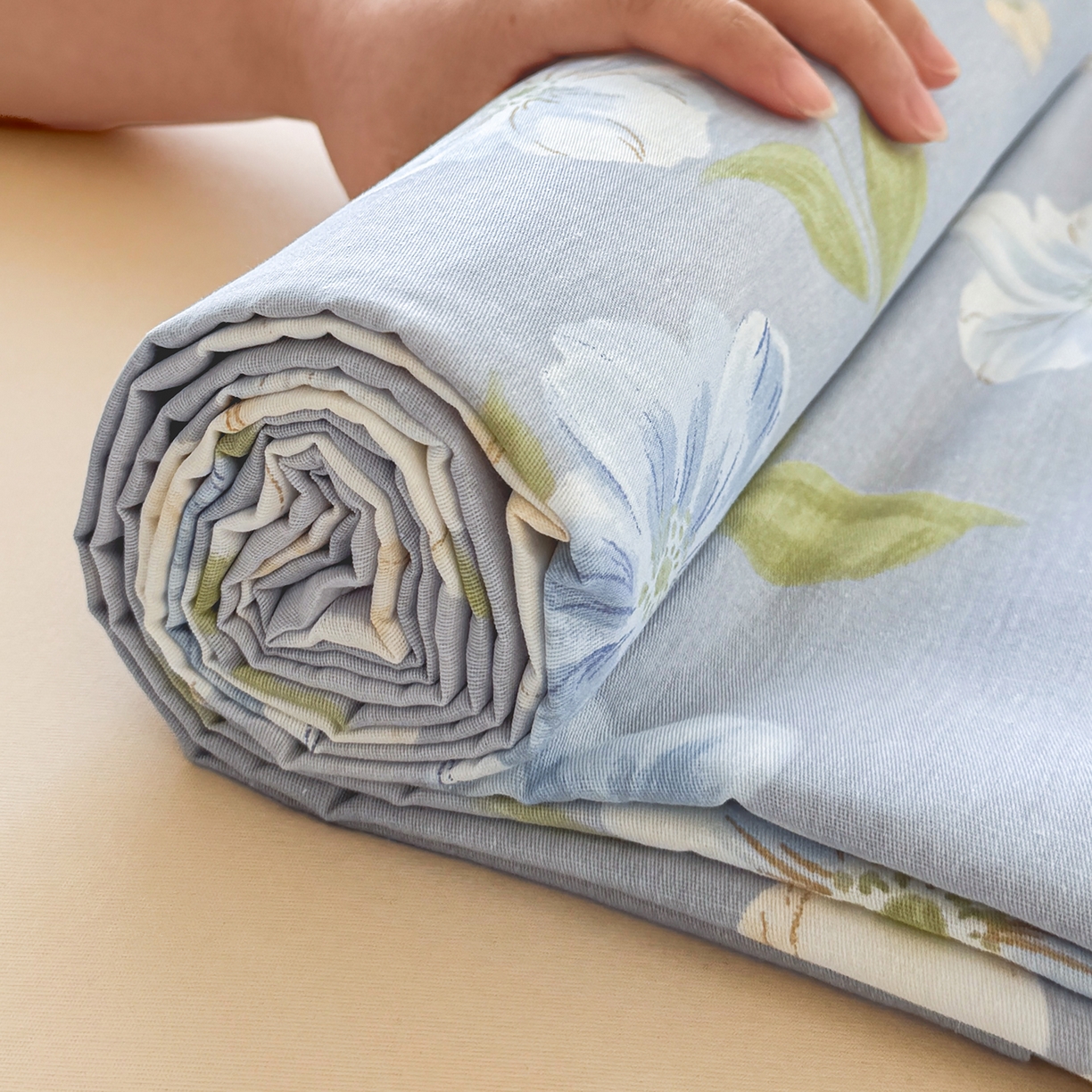 91家纺网 家纺一手货源 找家纺 尚帛 2026新款全棉时尚印花单床单 浅影