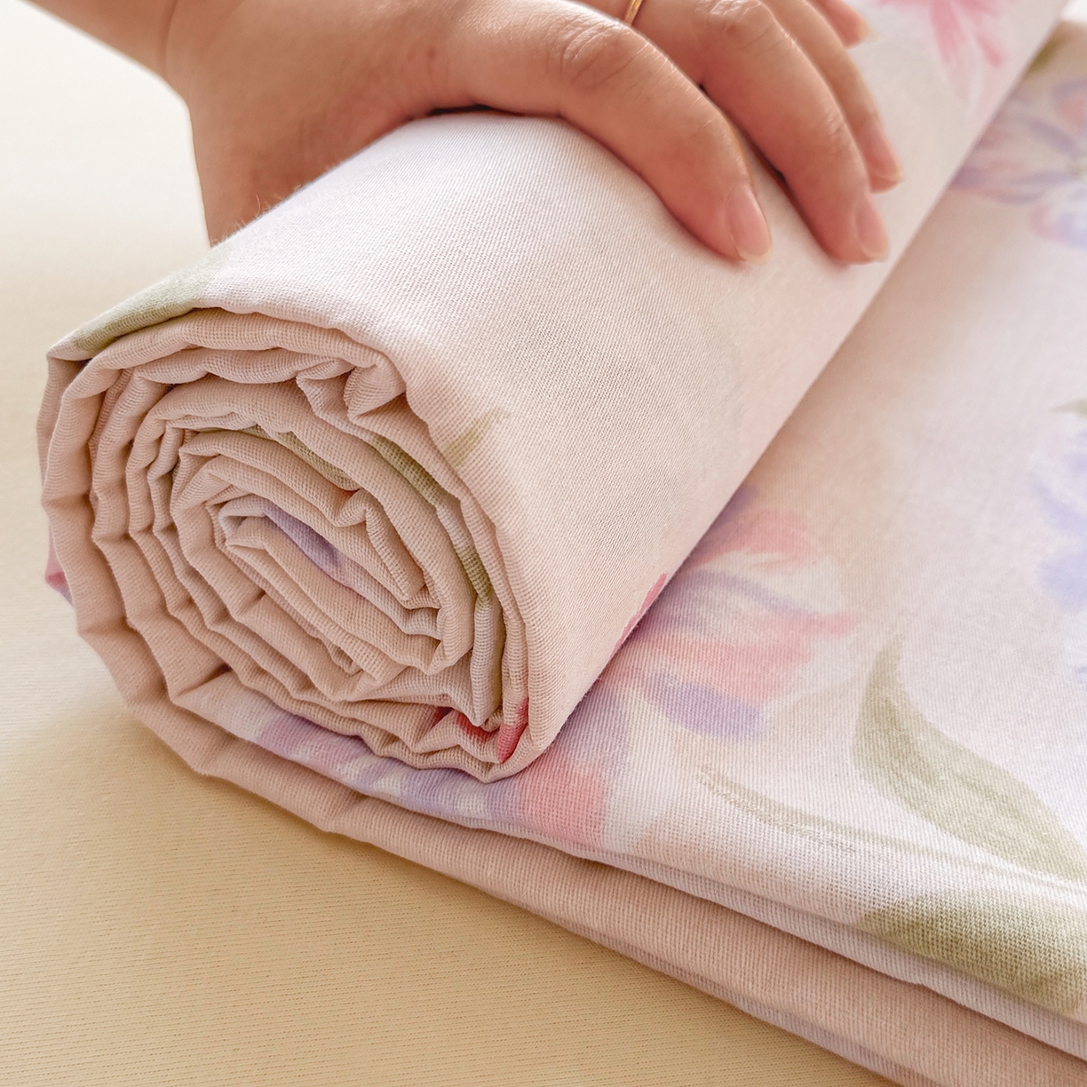 91家纺网 家纺一手货源 找家纺 尚帛 2026新款全棉时尚印花单床单 如玉如兰