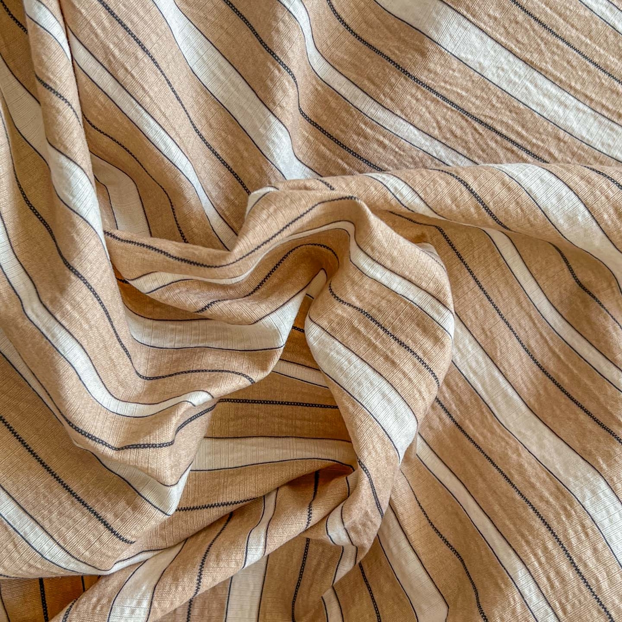 91家纺网 家纺一手货源 找家纺 思诺羽床笠 2026新款云感双层纱床单系列 流年-橙