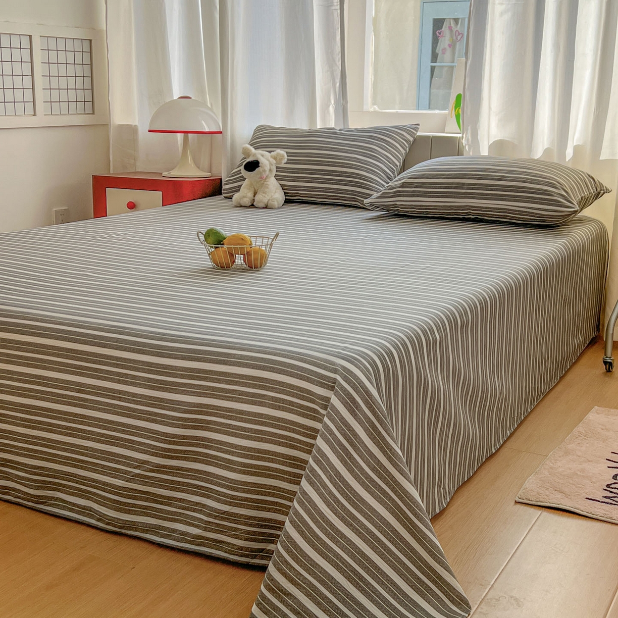 91家纺网 家纺一手货源 找家纺 思诺羽床笠 2026新款云感双层纱床单系列 流年-黑白