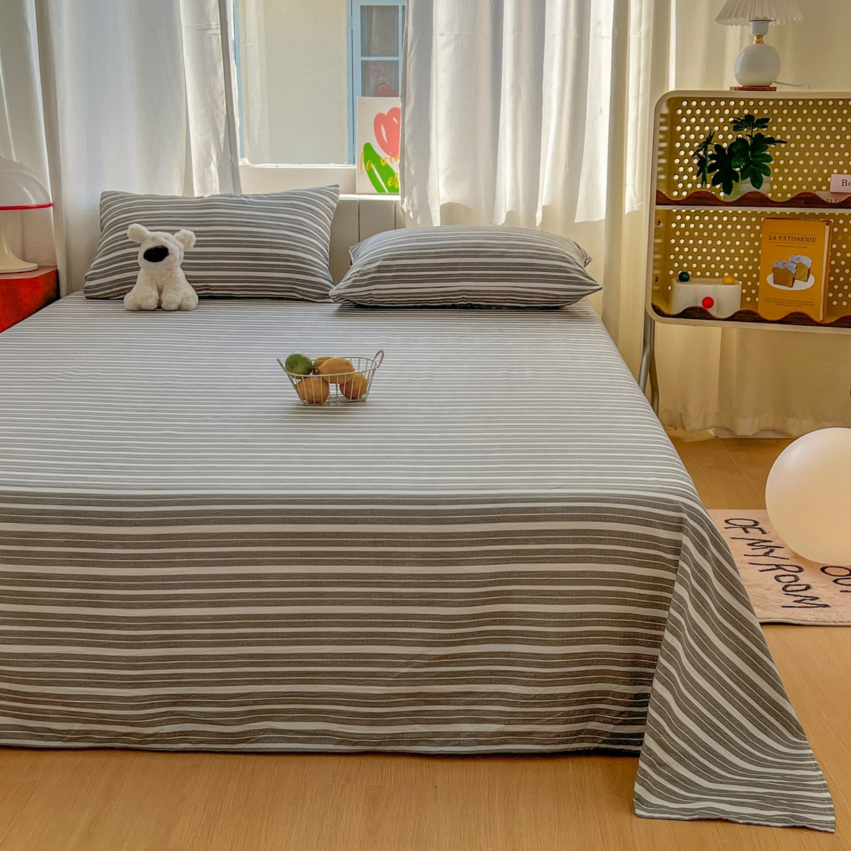 91家纺网 家纺一手货源 找家纺 思诺羽床笠 2026新款云感双层纱床单系列 流年-黑白