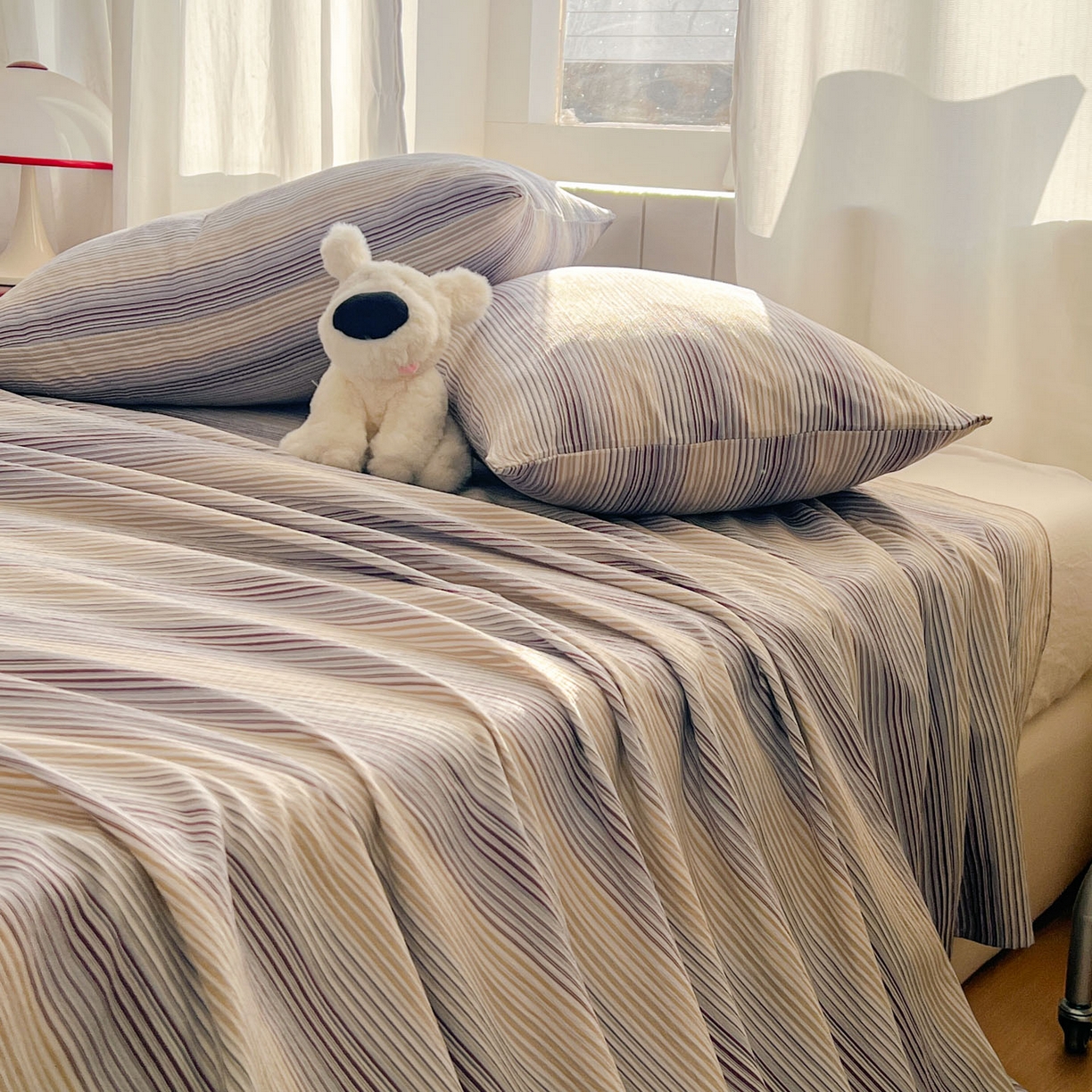 91家纺网 家纺一手货源 找家纺 思诺羽床笠 2026新款云感双层纱床单系列 流年-咖