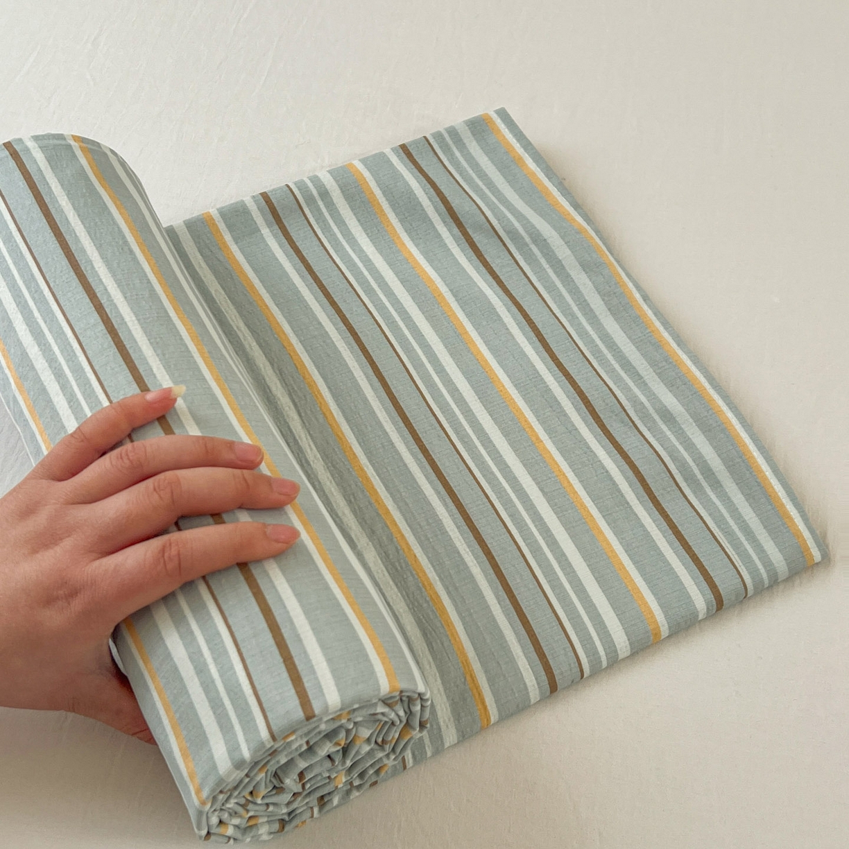 91家纺网 家纺一手货源 找家纺 思诺羽床笠 2026新款云感双层纱床单系列 流年-蓝