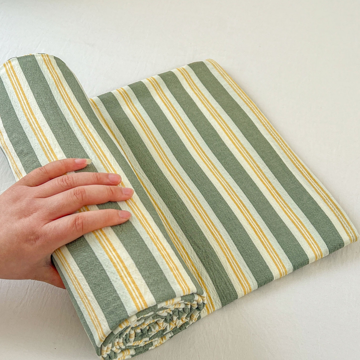 91家纺网 家纺一手货源 找家纺 思诺羽床笠 2026新款云感双层纱床单系列 细川-绿