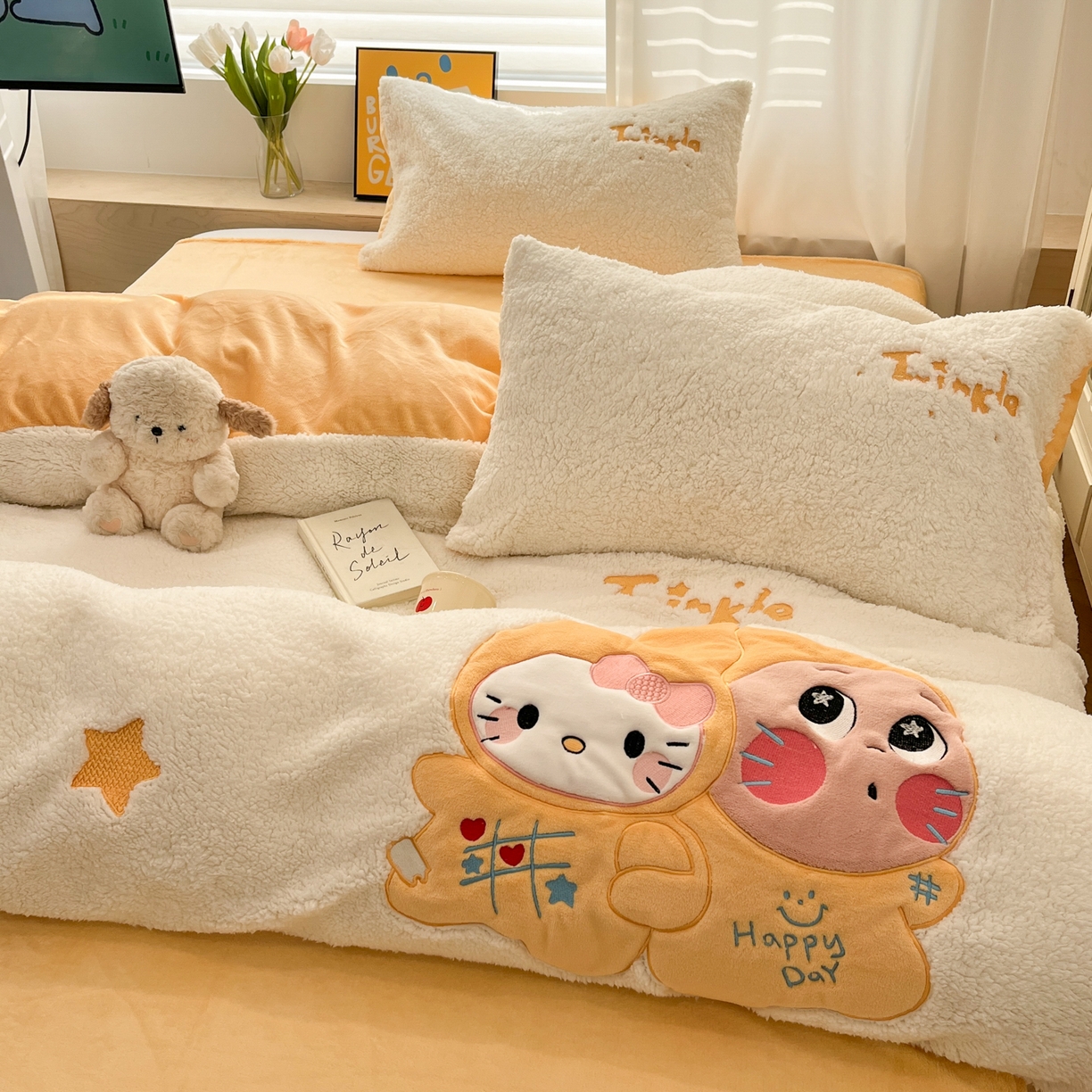 91家纺网 家纺一手货源 找家纺 （总）色鬼布艺高端家居主号 2025新款秋冬加厚素色大朵羊驼绒贴布刺绣220g全消光牛奶绒四件套-暖宝