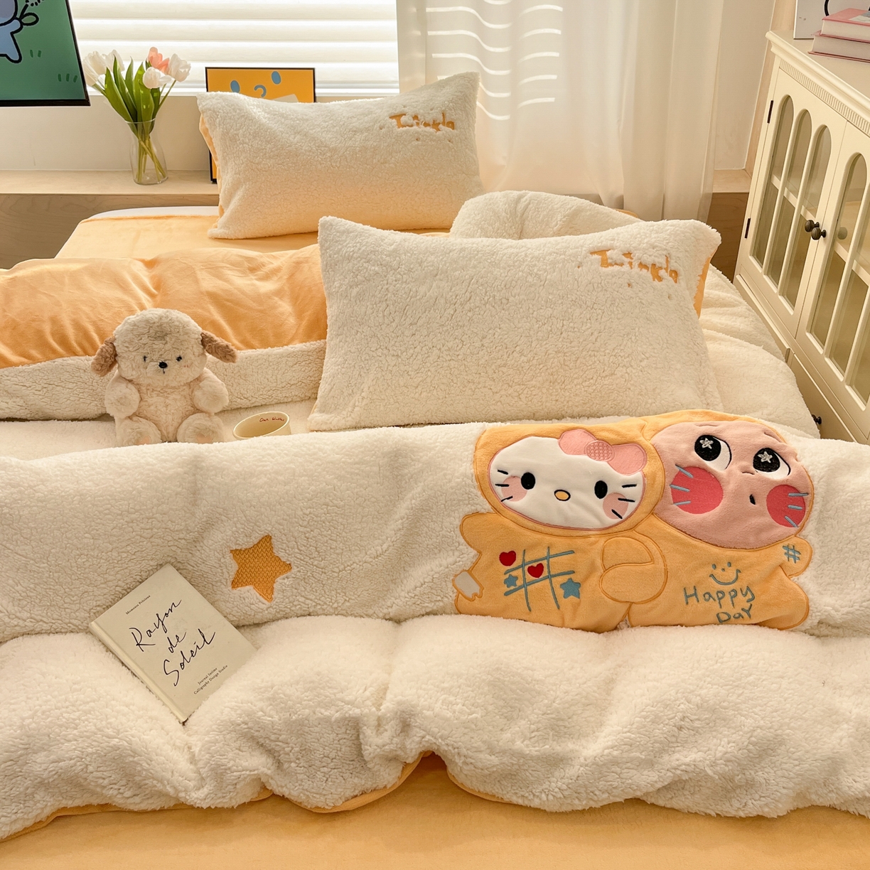 91家纺网 家纺一手货源 找家纺 （总）色鬼布艺高端家居主号 2025新款秋冬加厚素色大朵羊驼绒贴布刺绣220g全消光牛奶绒四件套-暖宝