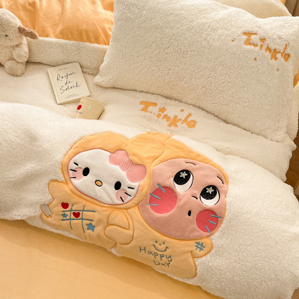 91家纺网 家纺一手货源 找家纺 （总）色鬼布艺高端家居主号 2025新款秋冬加厚素色大朵羊驼绒贴布刺绣220g全消光牛奶绒四件套-暖宝