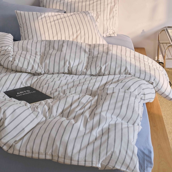 91家纺网 家纺一手货源 找家纺 （总）云上 2025新款32s全棉纯棉色织水洗棉韩式白色条纹四件套