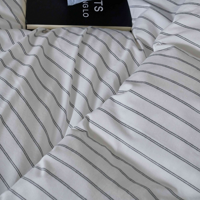 91家纺网 家纺一手货源 找家纺 （总）云上 2025新款32s全棉纯棉色织水洗棉韩式白色条纹四件套