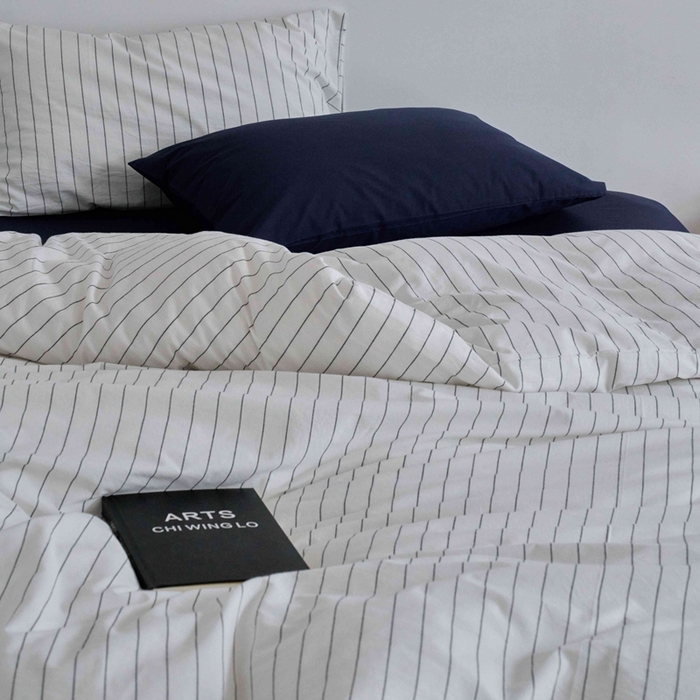 91家纺网 家纺一手货源 找家纺 云上 2025新款32s全棉纯棉色织水洗棉韩式白色条纹四件套 岩霜