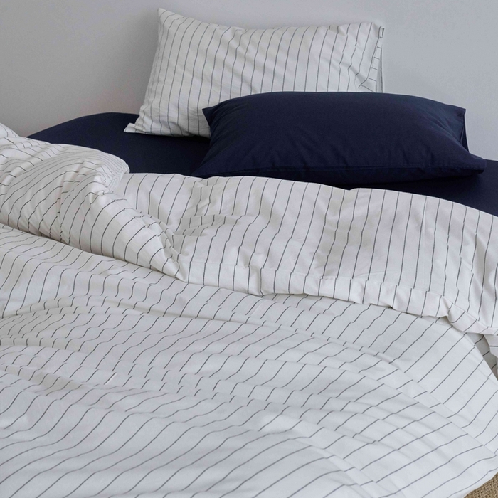 91家纺网 家纺一手货源 找家纺 云上 2025新款32s全棉纯棉色织水洗棉韩式白色条纹四件套 岩霜