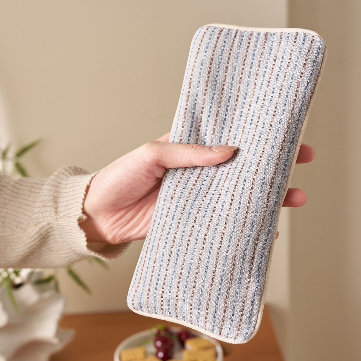 91家纺网 家纺一手货源 找家纺 乐可 2025新款全棉3D编织草本重力眼罩决明子薰衣草眼罩 草本重力眼罩-兰 【单只】