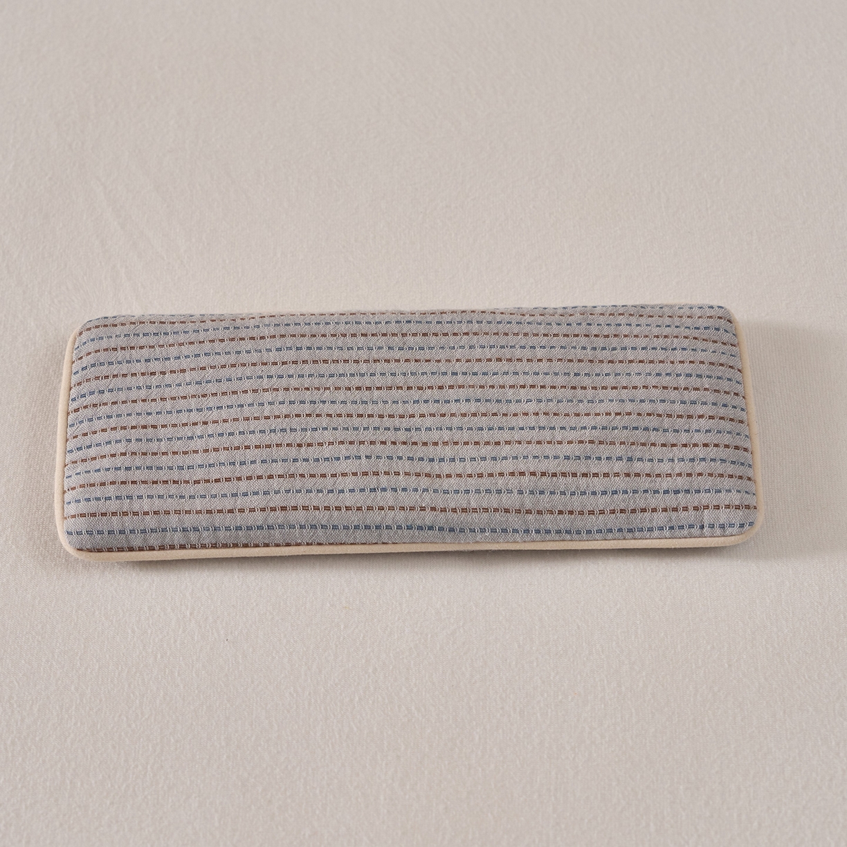 91家纺网 家纺一手货源 找家纺 乐可 2025新款全棉3D编织草本重力眼罩决明子薰衣草眼罩 草本重力眼罩-兰 【单只】