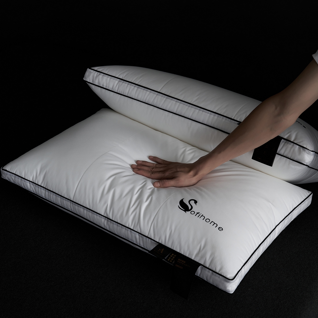 91家纺网 家纺一手货源 找家纺 乐可 2025新款黑天鹅酒店枕A类全棉枕头枕芯 黑天鹅酒店枕-高枕