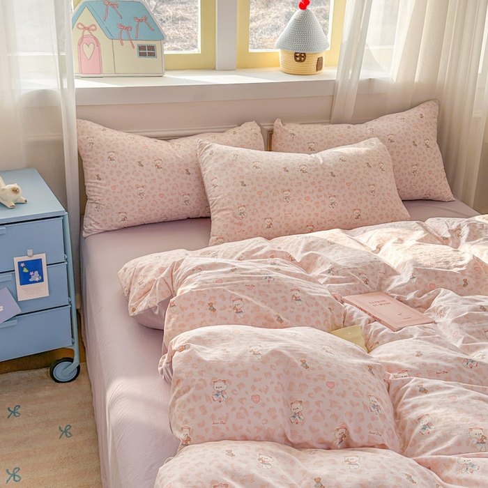 91家纺网 家纺一手货源 找家纺 麦乐迪 2026新款10A抗菌古法水洗仿棉云感纱四件套 桃桃小熊