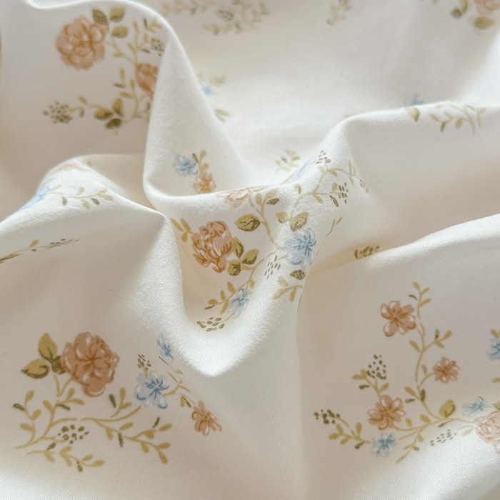 91家纺网 家纺一手货源 找家纺 麦乐迪 2025新款棉感睡眠水洗云感棉四件套 蓝白碎花