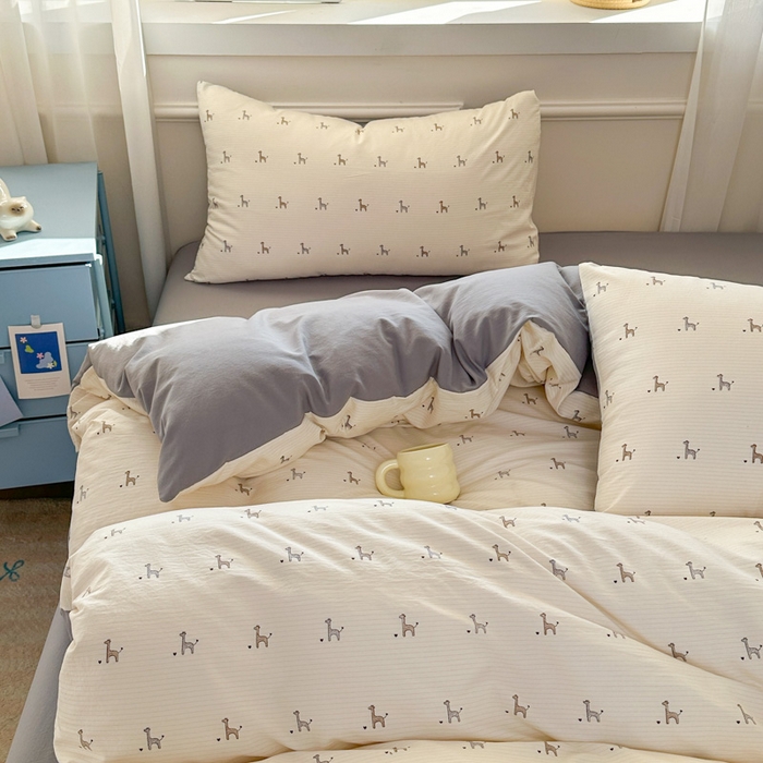 91家纺网 家纺一手货源 找家纺 麦乐迪 2025新款棉感睡眠水洗云感棉四件套 简约小马